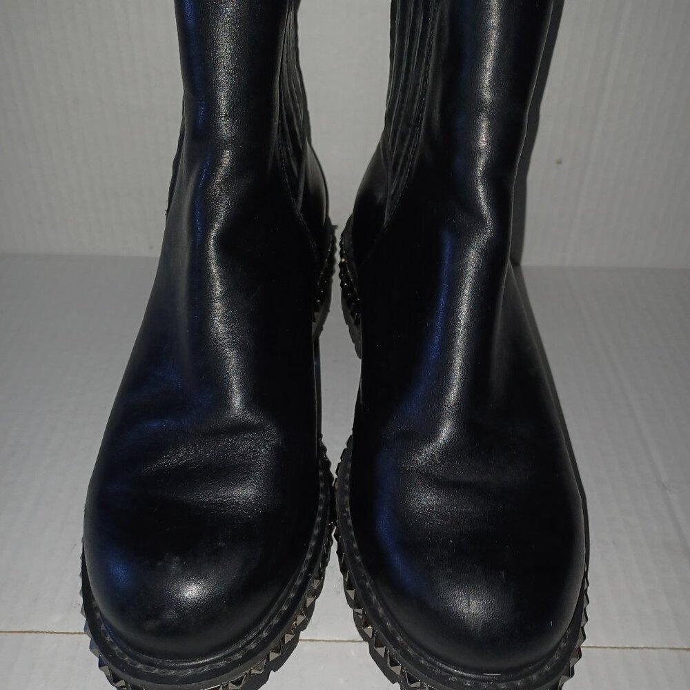 WOMEN'S STEVE MADDEN GALENA STUDDED ANKLE BOOTS